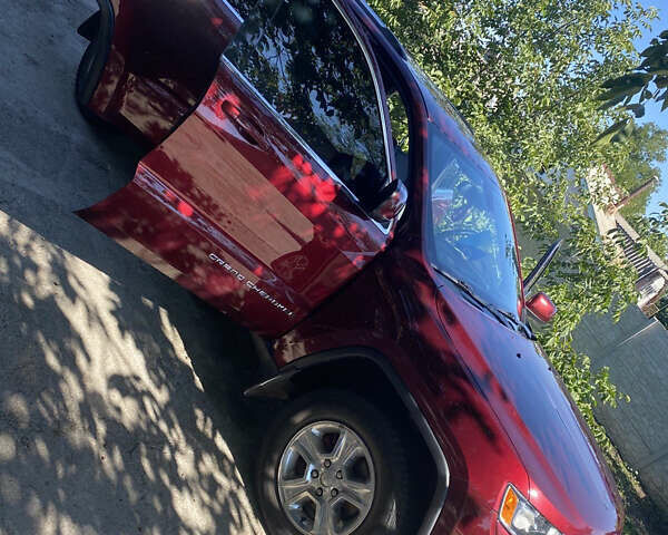 Червоний Джип Grand Cherokee, об'ємом двигуна 3.6 л та пробігом 157 тис. км за 25300 $, фото 2 на Automoto.ua