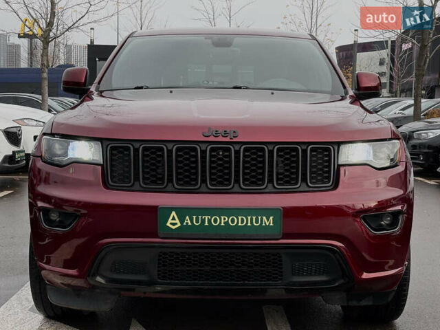 Красный Джип Гранд Чероки, объемом двигателя 3.6 л и пробегом 74 тыс. км за 23500 $, фото 2 на Automoto.ua
