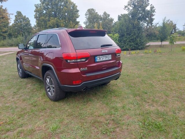 Красный Джип Гранд Чероки, объемом двигателя 3 л и пробегом 177 тыс. км за 28500 $, фото 3 на Automoto.ua