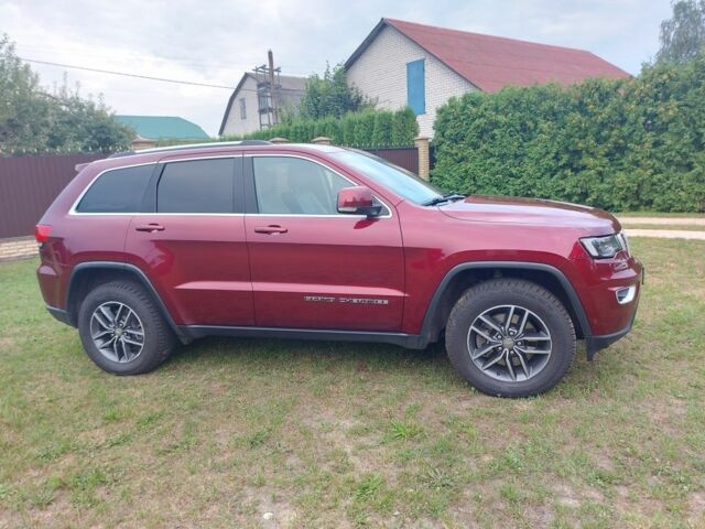 Красный Джип Гранд Чероки, объемом двигателя 3 л и пробегом 177 тыс. км за 28500 $, фото 2 на Automoto.ua