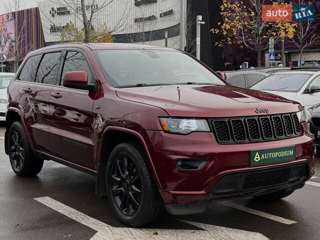 Красный Джип Гранд Чероки, объемом двигателя 3.6 л и пробегом 74 тыс. км за 23500 $, фото 4 на Automoto.ua