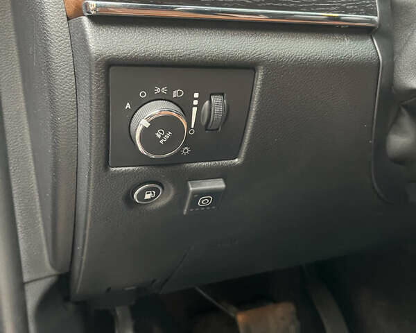 Червоний Джип Grand Cherokee, об'ємом двигуна 3.6 л та пробігом 145 тис. км за 29800 $, фото 9 на Automoto.ua