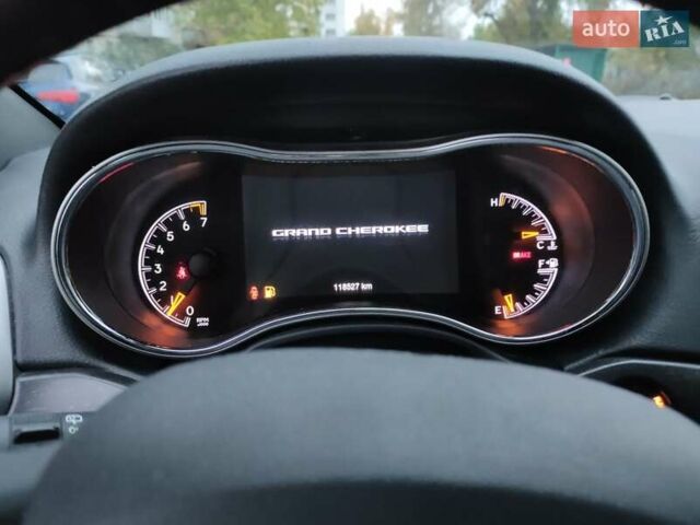 Красный Джип Гранд Чероки, объемом двигателя 3.6 л и пробегом 75 тыс. км за 19950 $, фото 23 на Automoto.ua