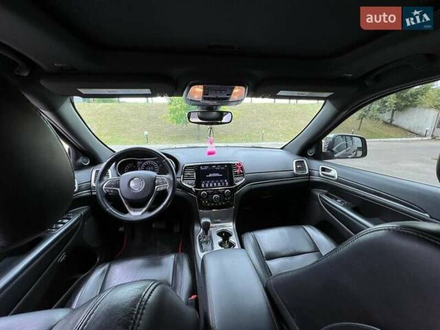 Красный Джип Гранд Чероки, объемом двигателя 3.6 л и пробегом 115 тыс. км за 24300 $, фото 6 на Automoto.ua