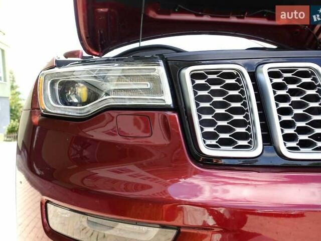 Червоний Джип Grand Cherokee, об'ємом двигуна 5.65 л та пробігом 58 тис. км за 42000 $, фото 14 на Automoto.ua