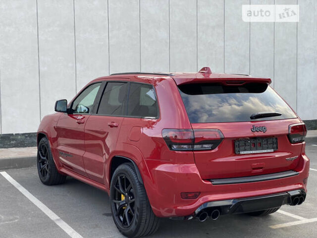 Красный Джип Гранд Чероки, объемом двигателя 6.2 л и пробегом 5 тыс. км за 99999 $, фото 2 на Automoto.ua