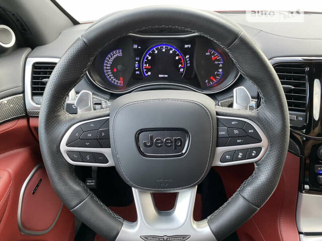 Красный Джип Гранд Чероки, объемом двигателя 6.2 л и пробегом 5 тыс. км за 99999 $, фото 12 на Automoto.ua