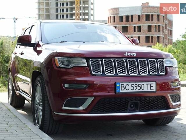 Червоний Джип Grand Cherokee, об'ємом двигуна 5.65 л та пробігом 58 тис. км за 42000 $, фото 5 на Automoto.ua