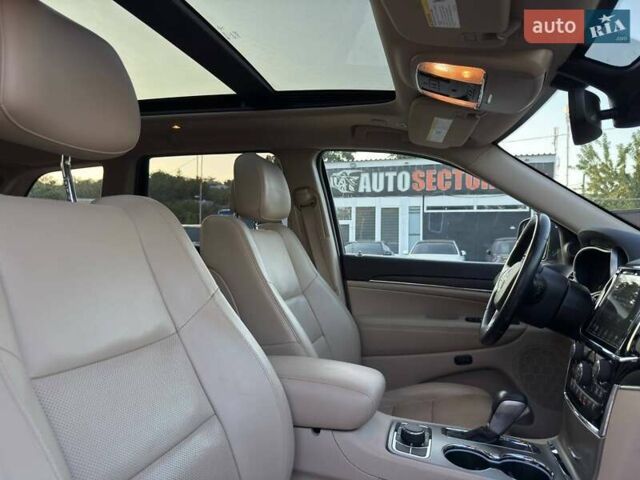Червоний Джип Grand Cherokee, об'ємом двигуна 3.6 л та пробігом 96 тис. км за 29000 $, фото 21 на Automoto.ua