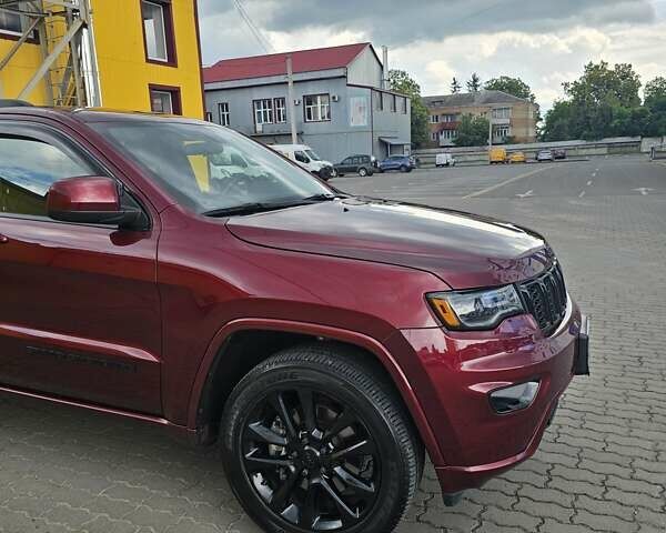 Джип Гранд Чероки 2021 в Хмельницком на Automoto.ua Красный Джип Гранд Чероки, объемом двигателя 3.6 л и пробегом 36 тыс. км за 27900 $, фото 3 на Automoto.ua