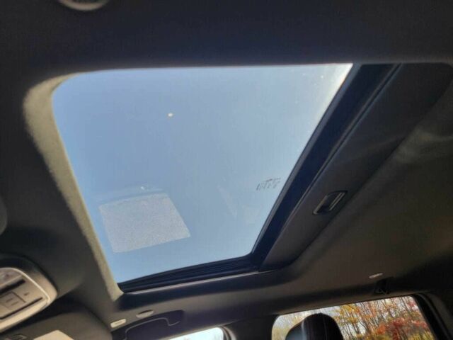 Красный Джип Гранд Чероки, объемом двигателя 5.7 л и пробегом 25 тыс. км за 5200 $, фото 11 на Automoto.ua