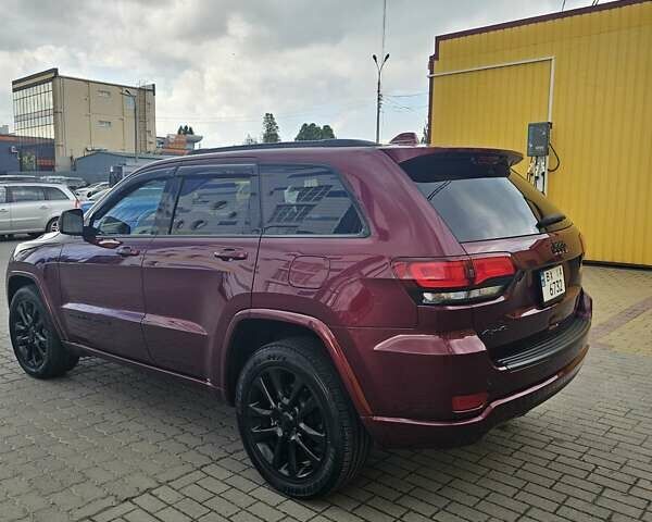 Джип Гранд Чероки 2021 в Хмельницком на Automoto.ua Красный Джип Гранд Чероки, объемом двигателя 3.6 л и пробегом 36 тыс. км за 27900 $, фото 1 на Automoto.ua
