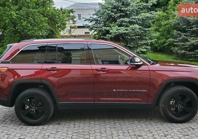 Красный Джип Гранд Чероки, объемом двигателя 3.6 л и пробегом 63 тыс. км за 33500 $, фото 3 на Automoto.ua