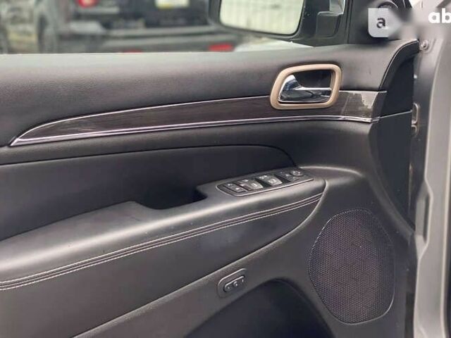 Джип Гранд Чероки 2015 в Черновцах на Automoto.ua Джип Гранд Чероки, объемом двигателя 3.6 л и пробегом 80 тыс. км за 31500 $, фото 6 на Automoto.ua