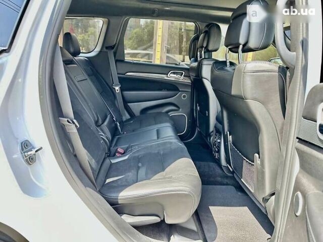 Джип Гранд Чероки, объемом двигателя 6.2 л и пробегом 30 тыс. км за 89900 $, фото 22 на Automoto.ua