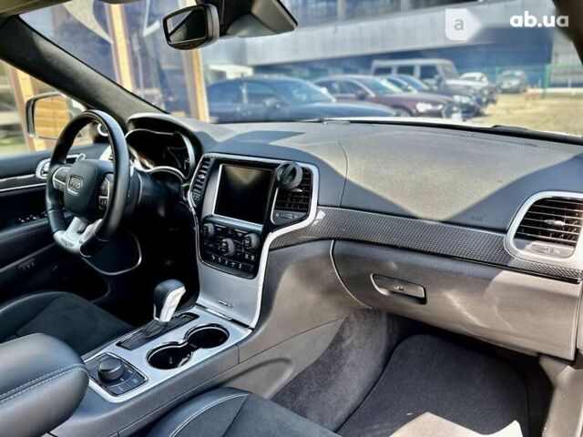 Джип Гранд Чероки, объемом двигателя 6.2 л и пробегом 30 тыс. км за 89900 $, фото 17 на Automoto.ua