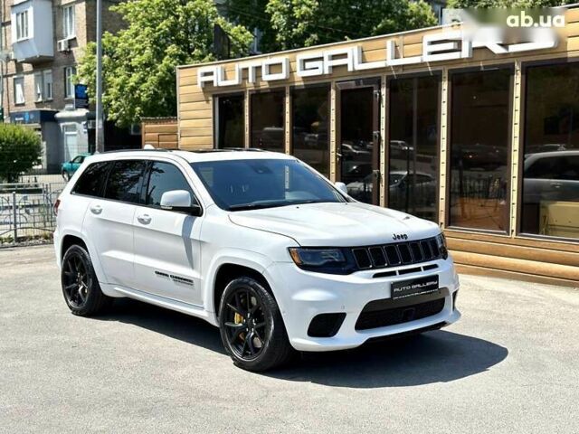 Джип Гранд Чероки, объемом двигателя 6.2 л и пробегом 30 тыс. км за 89900 $, фото 3 на Automoto.ua