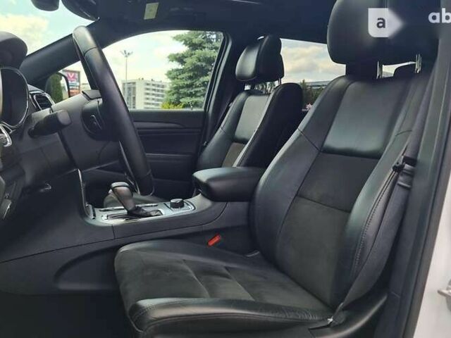 Джип Гранд Чероки, объемом двигателя 3.6 л и пробегом 43 тыс. км за 33499 $, фото 8 на Automoto.ua