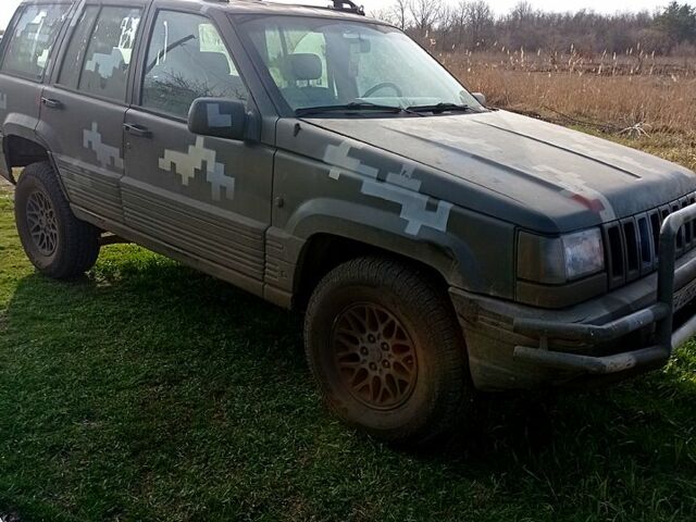 Джип Grand Cherokee, об'ємом двигуна 4 л та пробігом 200 тис. км за 2000 $, фото 1 на Automoto.ua