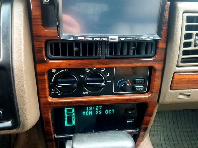 Джип Grand Cherokee, об'ємом двигуна 5.2 л та пробігом 1 тис. км за 5300 $, фото 9 на Automoto.ua