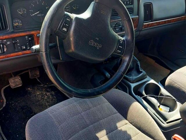 Джип Гранд Чероки, объемом двигателя 2.5 л и пробегом 178 тыс. км за 4500 $, фото 4 на Automoto.ua