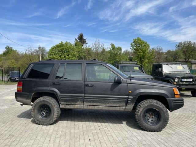 Джип Grand Cherokee, об'ємом двигуна 0.25 л та пробігом 300 тис. км за 4500 $, фото 5 на Automoto.ua