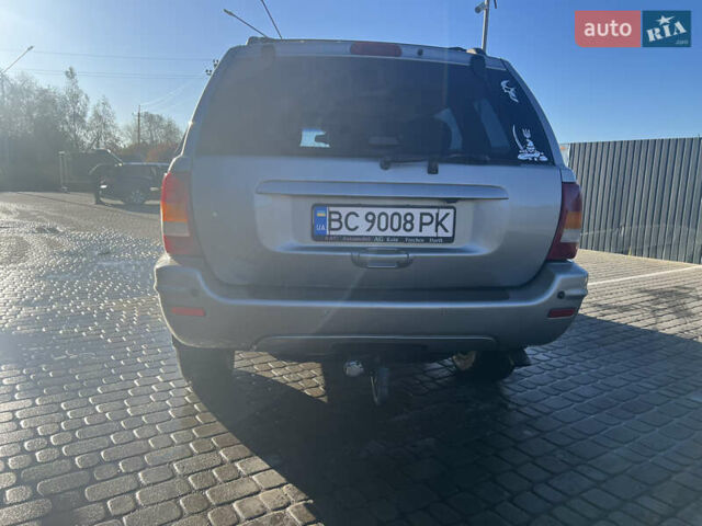 Джип Гранд Чероки, объемом двигателя 2.69 л и пробегом 387 тыс. км за 8800 $, фото 4 на Automoto.ua