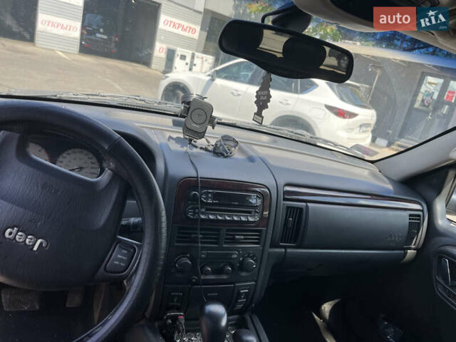 Джип Гранд Чероки, объемом двигателя 2.69 л и пробегом 355 тыс. км за 7100 $, фото 17 на Automoto.ua