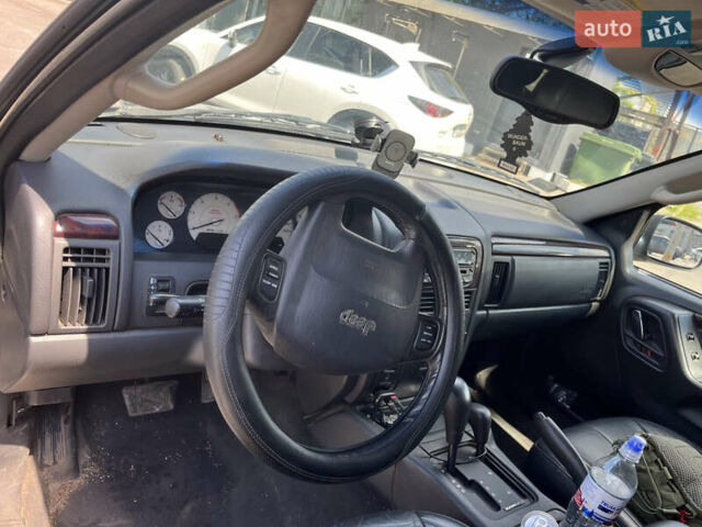 Джип Гранд Чероки, объемом двигателя 2.69 л и пробегом 355 тыс. км за 7100 $, фото 19 на Automoto.ua