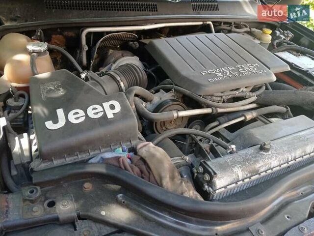 Джип Grand Cherokee, об'ємом двигуна 2.69 л та пробігом 274 тис. км за 8995 $, фото 14 на Automoto.ua