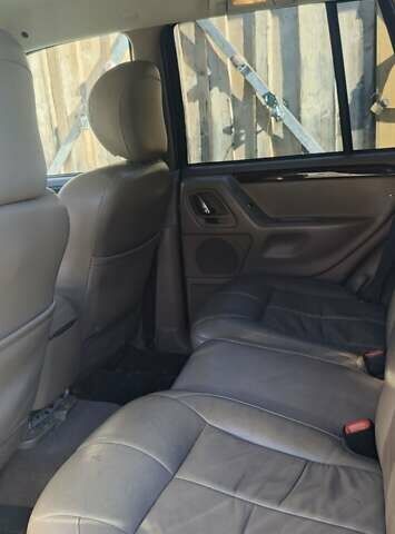 Джип Гранд Чероки 2003 в Буковеле на Automoto.ua Джип Гранд Чероки, объемом двигателя 2.69 л и пробегом 247 тыс. км за 7500 $, фото 11 на Automoto.ua