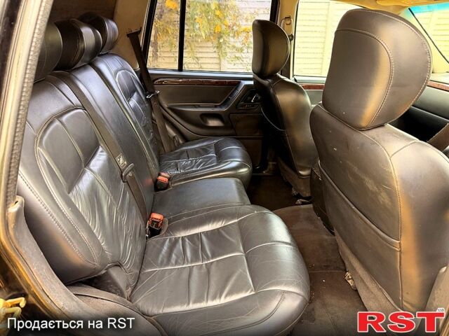 Джип Гранд Чероки 2004 в Харькове на Automoto.ua Джип Гранд Чероки, объемом двигателя 2.7 л и пробегом 145 тыс. км за 3300 $, фото 12 на Automoto.ua
