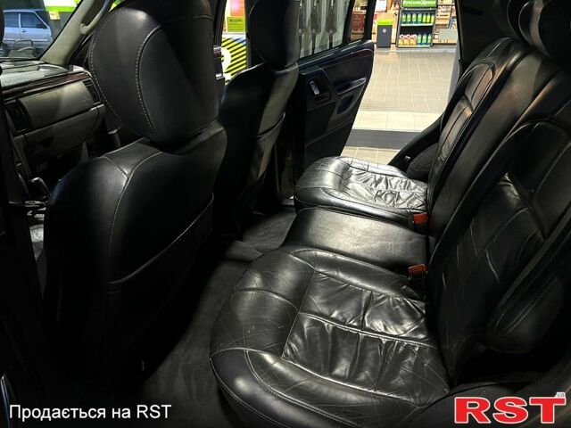 Джип Гранд Чероки, объемом двигателя 2.7 л и пробегом 357 тыс. км за 3600 $, фото 3 на Automoto.ua