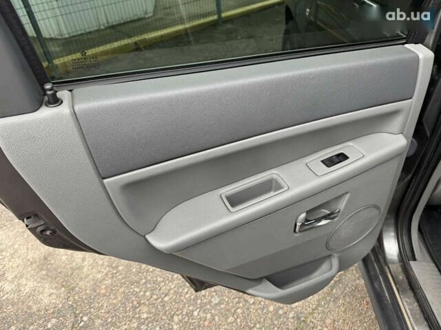 Джип Гранд Чероки, объемом двигателя 3 л и пробегом 402 тыс. км за 9990 $, фото 23 на Automoto.ua