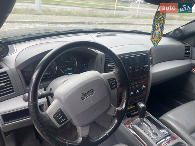 Джип Grand Cherokee, об'ємом двигуна 5.65 л та пробігом 180 тис. км за 9900 $, фото 8 на Automoto.ua