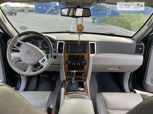 Джип Гранд Чероки, объемом двигателя 2.99 л и пробегом 340 тыс. км за 9300 $, фото 11 на Automoto.ua