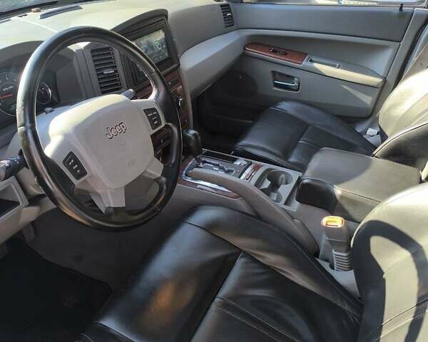 Джип Гранд Чероки, объемом двигателя 2.99 л и пробегом 320 тыс. км за 7288 $, фото 2 на Automoto.ua