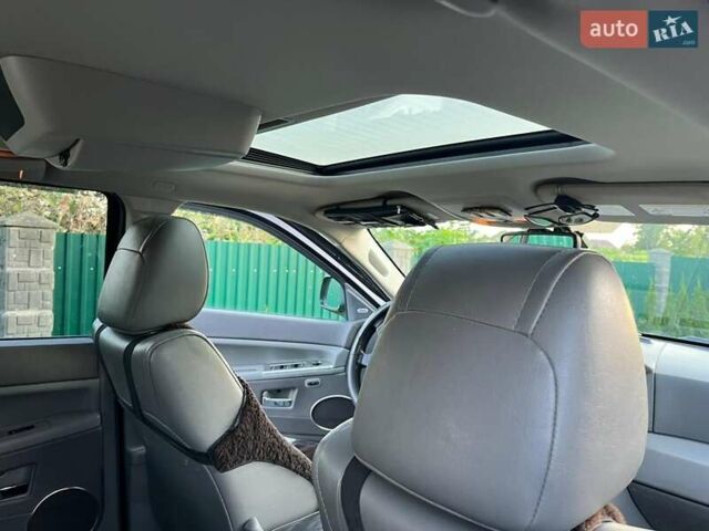 Джип Grand Cherokee, об'ємом двигуна 2.99 л та пробігом 296 тис. км за 13800 $, фото 11 на Automoto.ua