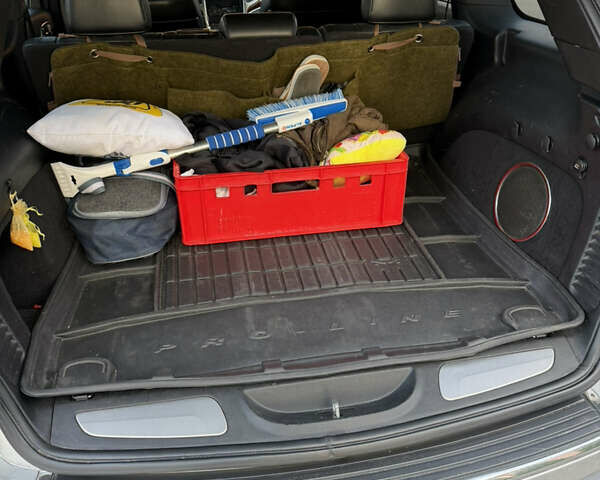 Джип Grand Cherokee, об'ємом двигуна 2.99 л та пробігом 142 тис. км за 20000 $, фото 15 на Automoto.ua