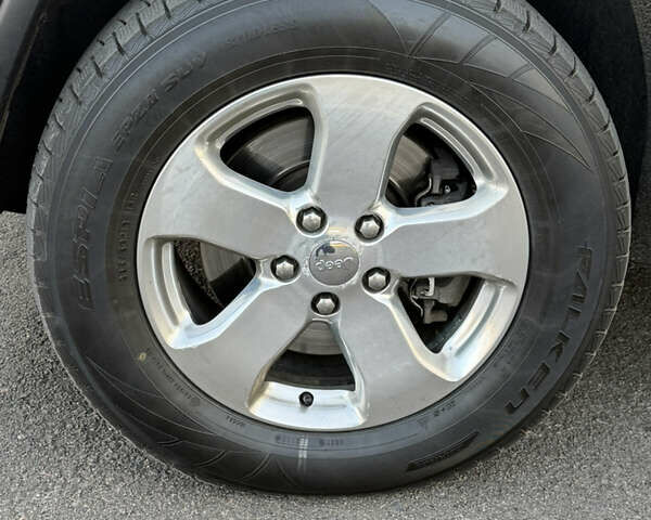 Джип Grand Cherokee, об'ємом двигуна 2.99 л та пробігом 142 тис. км за 20000 $, фото 6 на Automoto.ua