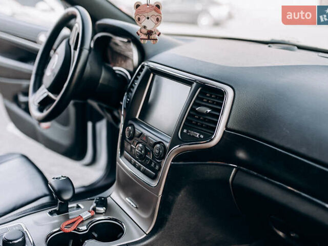 Джип Grand Cherokee, об'ємом двигуна 2.99 л та пробігом 251 тис. км за 21000 $, фото 13 на Automoto.ua