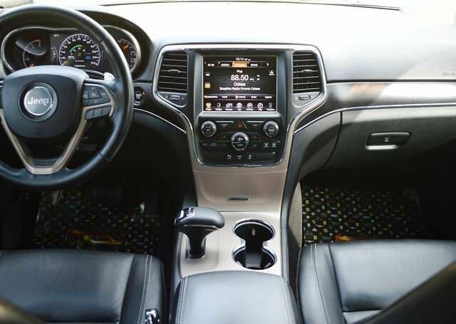 Джип Grand Cherokee, об'ємом двигуна 3 л та пробігом 135 тис. км за 24000 $, фото 20 на Automoto.ua