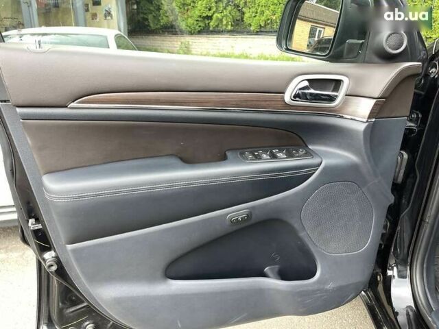 Джип Гранд Чероки, объемом двигателя 3 л и пробегом 97 тыс. км за 27500 $, фото 12 на Automoto.ua