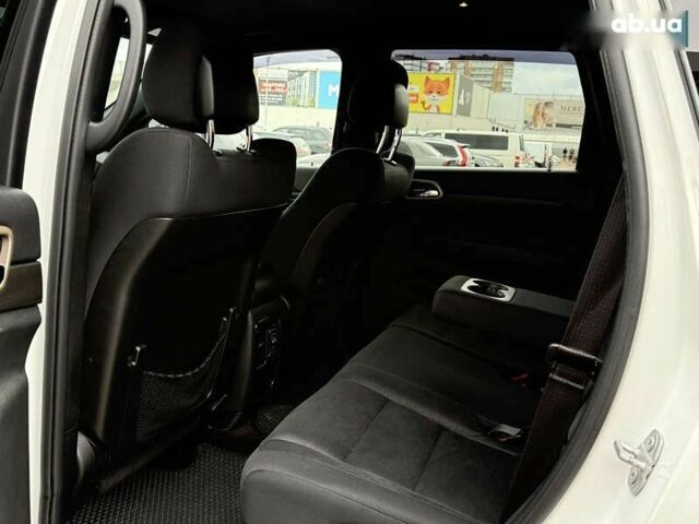 Джип Гранд Чероки 2016 в Житомире на Automoto.ua Джип Гранд Чероки, объемом двигателя 0 л и пробегом 169 тыс. км за 17299 $, фото 10 на Automoto.ua