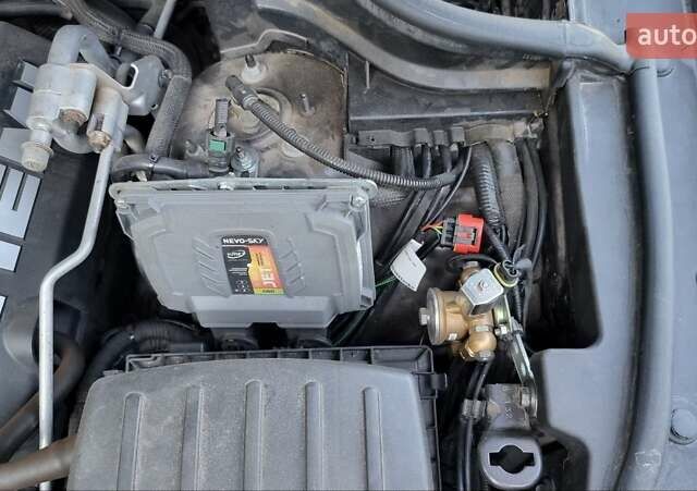 Джип Grand Cherokee, об'ємом двигуна 5.65 л та пробігом 81 тис. км за 28000 $, фото 11 на Automoto.ua