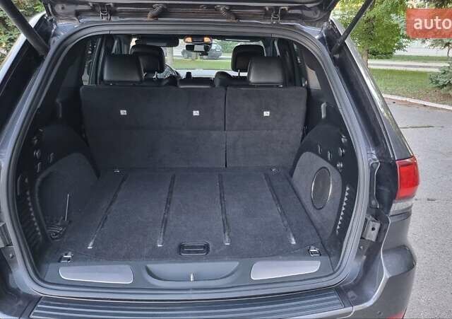 Джип Grand Cherokee, об'ємом двигуна 5.65 л та пробігом 81 тис. км за 28000 $, фото 28 на Automoto.ua