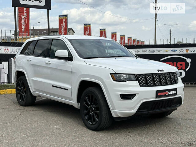 Джип Grand Cherokee, об'ємом двигуна 3.6 л та пробігом 129 тис. км за 22900 $, фото 3 на Automoto.ua