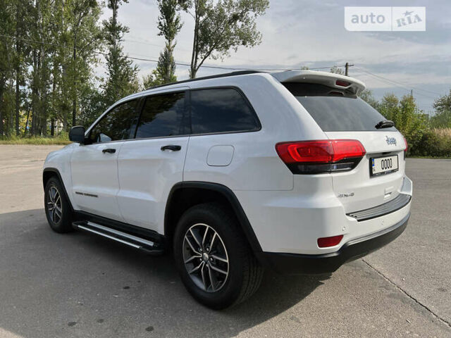 Джип Grand Cherokee, об'ємом двигуна 3.6 л та пробігом 95 тис. км за 30500 $, фото 9 на Automoto.ua