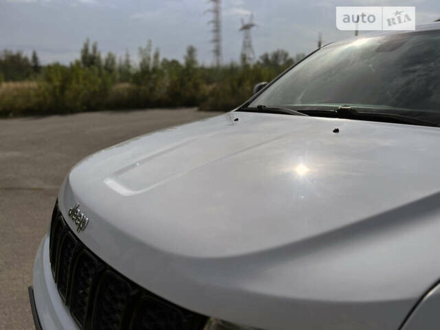 Джип Grand Cherokee, об'ємом двигуна 3.6 л та пробігом 95 тис. км за 30500 $, фото 25 на Automoto.ua