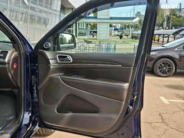 Джип Grand Cherokee, об'ємом двигуна 3 л та пробігом 105 тис. км за 26900 $, фото 26 на Automoto.ua